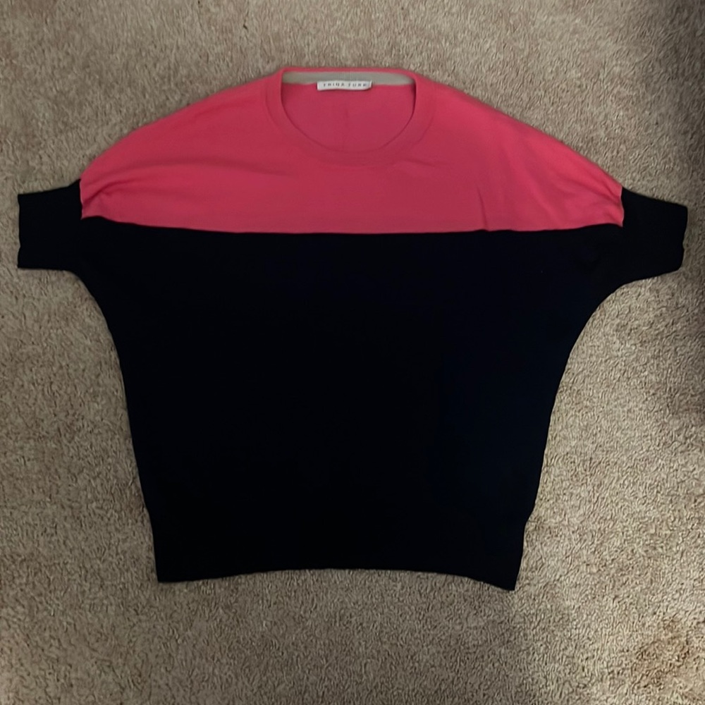 Trina Turk short sleeve sweater Merino Wool Navy Pink